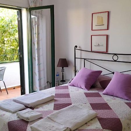 Magnolia, Habitacion Matrimonial Con Bano Uso Privado, En Casa Compartida Lägenhet Palafrugell Exteriör bild