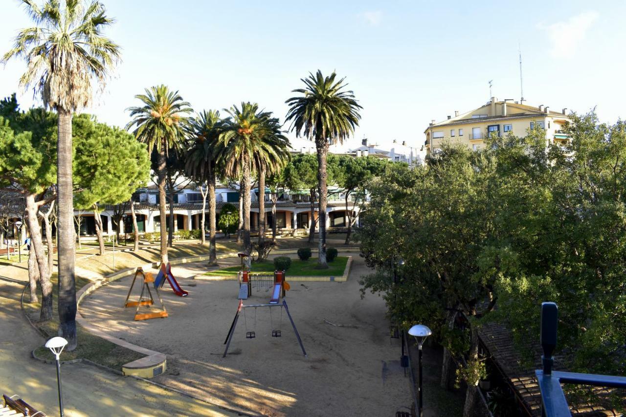 Magnolia, Habitacion Matrimonial Con Bano Uso Privado, En Casa Compartida Lägenhet Palafrugell Exteriör bild