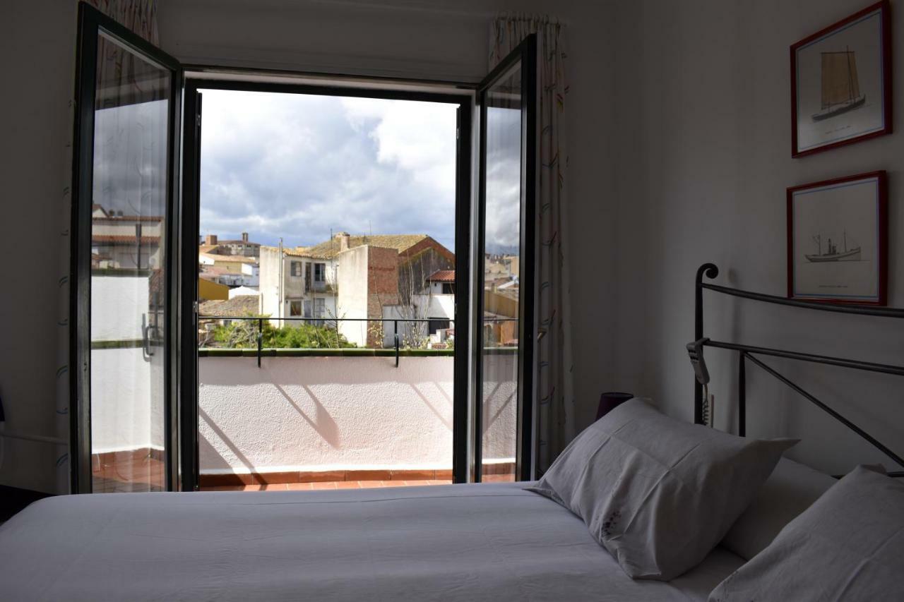 Magnolia, Habitacion Matrimonial Con Bano Uso Privado, En Casa Compartida Lägenhet Palafrugell Exteriör bild